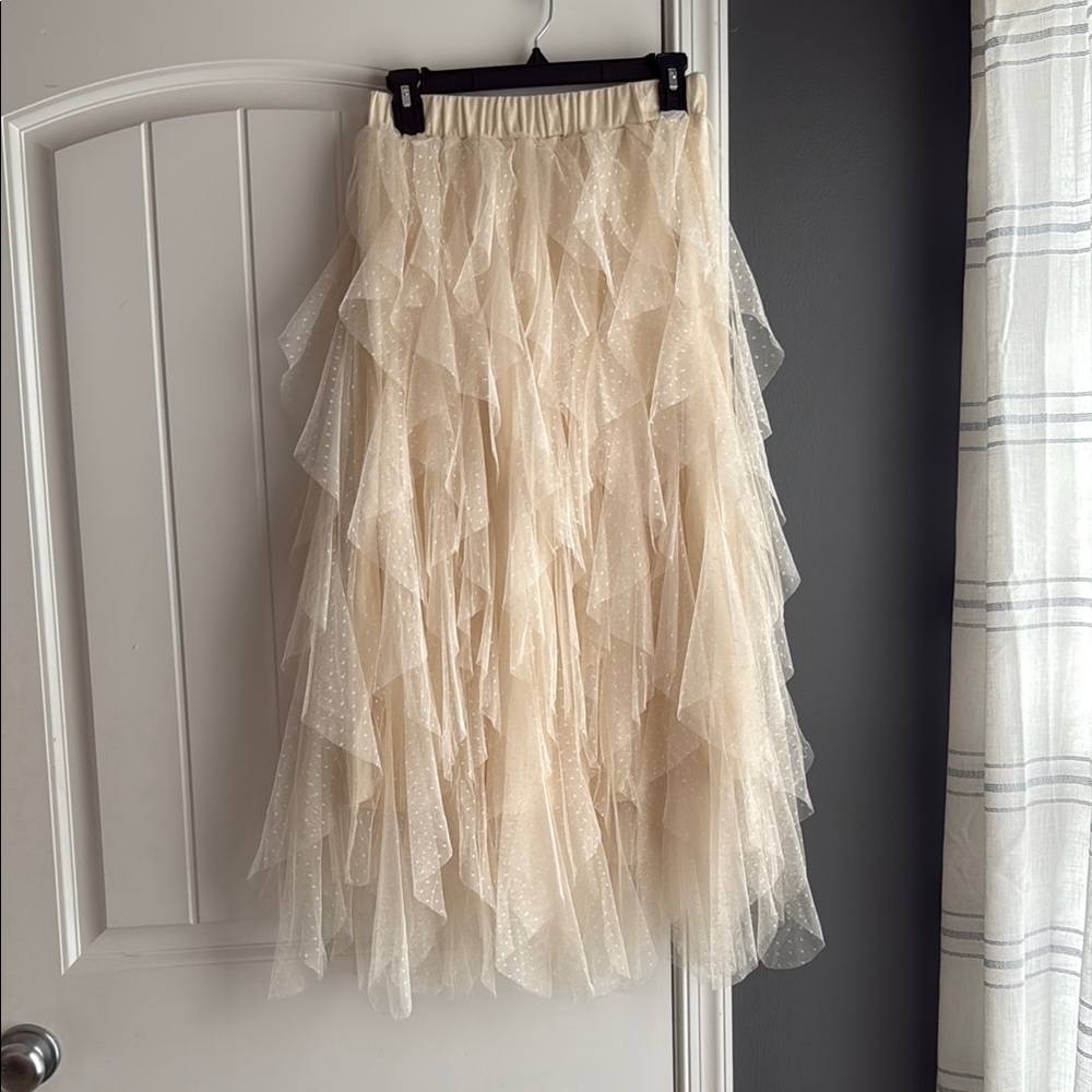 Altar’d State Cream Tulle Skirt
